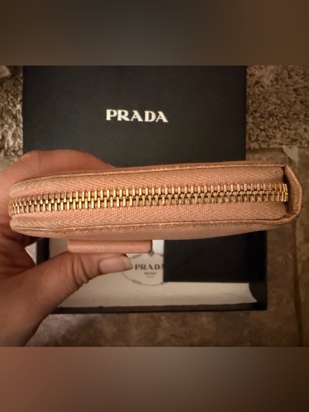 Authentic Prada Pink Wallet with Bow - Picture 6 of 10